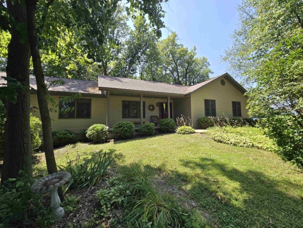 5931 Bogey, POLO, Illinois 61064, 2 Bedrooms Bedrooms, ,2 BathroomsBathrooms,House,For Sale,Bogey,202604655