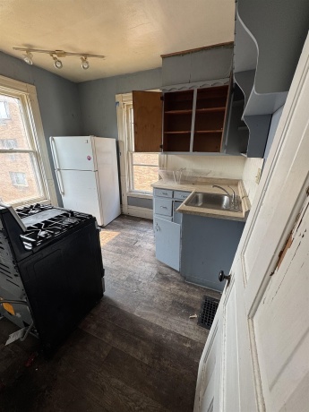 735 Court, ROCKFORD, Illinois 61103, ,3 - 4 Units,For Sale,Court,202604656