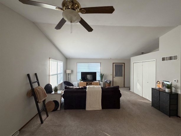 411 Sycamore, ELIZABETH, Illinois 61028, ,2 Units,For Sale,Sycamore,202604663