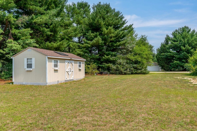 8152 CHARLES, SAVANNA, Illinois 61074, 3 Bedrooms Bedrooms, ,2 BathroomsBathrooms,House,For Sale,CHARLES,202604667