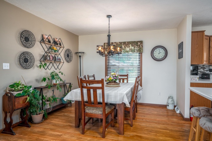 8152 CHARLES, SAVANNA, Illinois 61074, 3 Bedrooms Bedrooms, ,2 BathroomsBathrooms,House,For Sale,CHARLES,202604667
