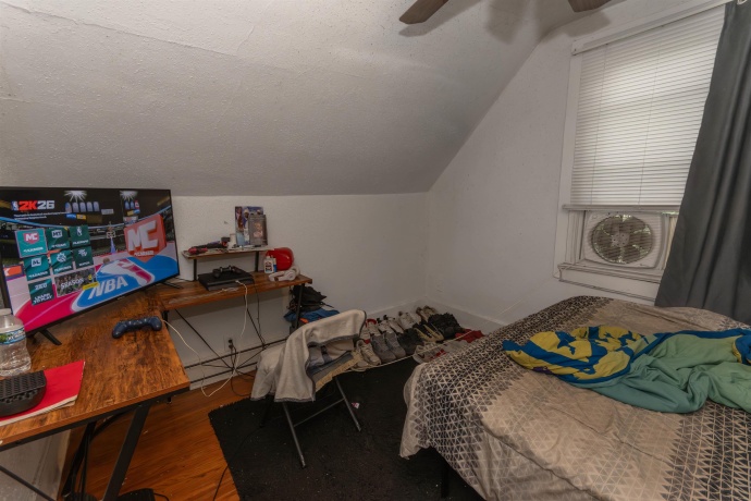1927 15th, ROCKFORD, Illinois 61104, 2 Bedrooms Bedrooms, ,1 BathroomBathrooms,House,For Sale,15th,202604668