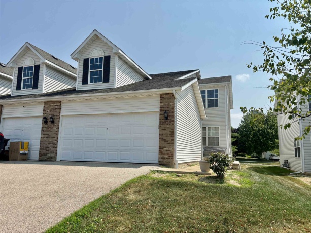 8000 Primrose, POPLAR GROVE, Illinois 61065, 2 Bedrooms Bedrooms, ,2 BathroomsBathrooms,Condominium,For Sale,Primrose,202604671