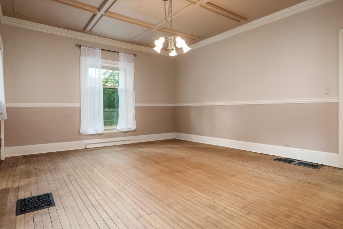 1010 Center, ELGIN, Illinois 60120, 4 Bedrooms Bedrooms, ,2 BathroomsBathrooms,House,For Sale,Center,202604673