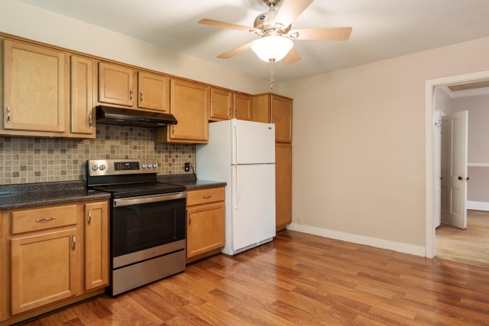 1010 Center, ELGIN, Illinois 60120, 4 Bedrooms Bedrooms, ,2 BathroomsBathrooms,House,For Sale,Center,202604673