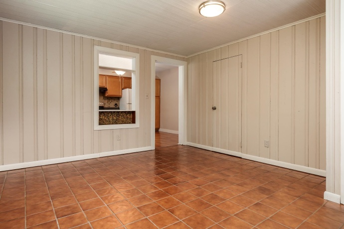1010 Center, ELGIN, Illinois 60120, 4 Bedrooms Bedrooms, ,2 BathroomsBathrooms,House,For Sale,Center,202604673