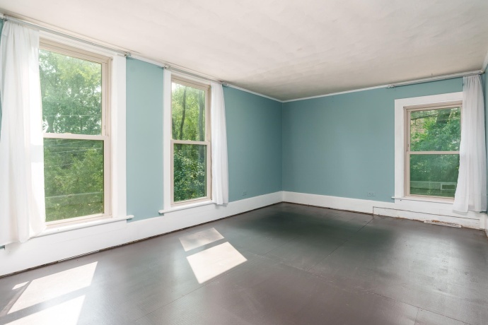 1010 Center, ELGIN, Illinois 60120, 4 Bedrooms Bedrooms, ,2 BathroomsBathrooms,House,For Sale,Center,202604673