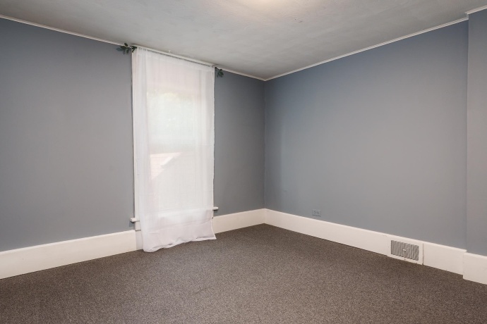 1010 Center, ELGIN, Illinois 60120, 4 Bedrooms Bedrooms, ,2 BathroomsBathrooms,House,For Sale,Center,202604673