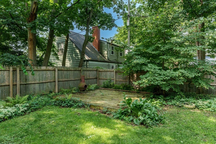 1010 Center, ELGIN, Illinois 60120, 4 Bedrooms Bedrooms, ,2 BathroomsBathrooms,House,For Sale,Center,202604673