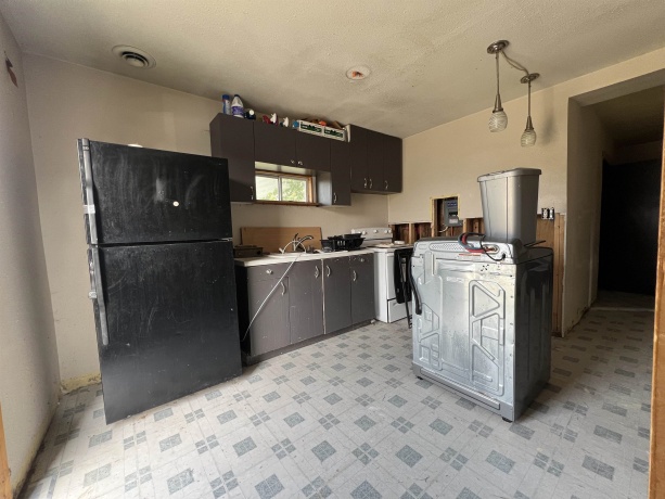101 Main, LEAF RIVER, Illinois 61047, 2 Bedrooms Bedrooms, ,1 BathroomBathrooms,House,For Sale,Main,202604675