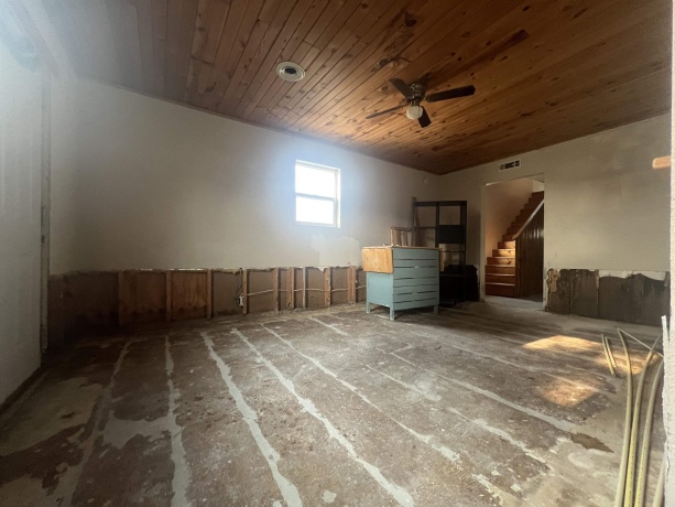 101 Main, LEAF RIVER, Illinois 61047, 2 Bedrooms Bedrooms, ,1 BathroomBathrooms,House,For Sale,Main,202604675