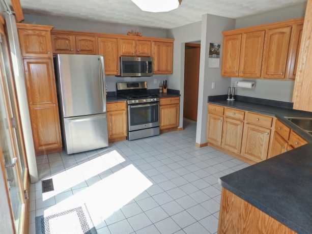 6707 Queenanns, SOUTH BELOIT, Illinois 61080, 3 Bedrooms Bedrooms, ,2 BathroomsBathrooms,House,For Sale,Queenanns,202604678