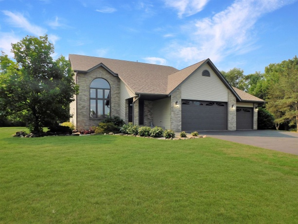 6707 Queenanns, SOUTH BELOIT, Illinois 61080, 3 Bedrooms Bedrooms, ,2 BathroomsBathrooms,House,For Sale,Queenanns,202604678