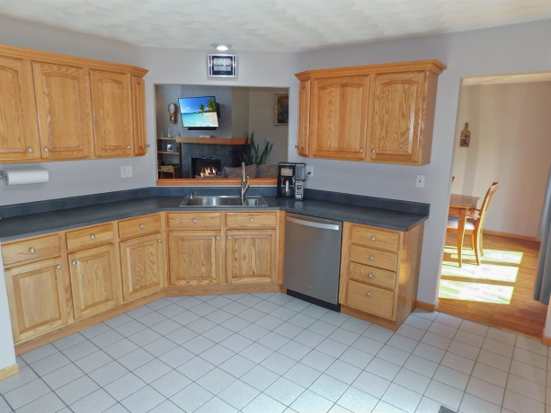 6707 Queenanns, SOUTH BELOIT, Illinois 61080, 3 Bedrooms Bedrooms, ,2 BathroomsBathrooms,House,For Sale,Queenanns,202604678