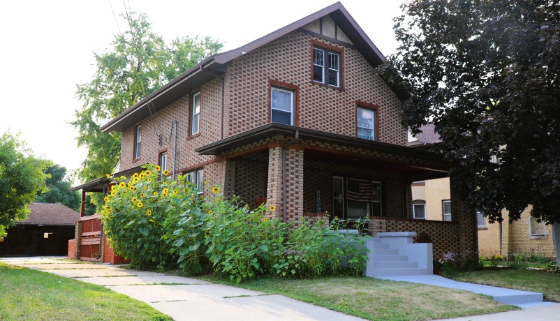 812 Locust, FREEPORT, Illinois 61032, 4 Bedrooms Bedrooms, ,1 BathroomBathrooms,House,For Sale,Locust,202604679