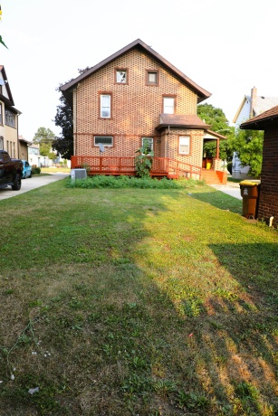 812 Locust, FREEPORT, Illinois 61032, 4 Bedrooms Bedrooms, ,1 BathroomBathrooms,House,For Sale,Locust,202604679