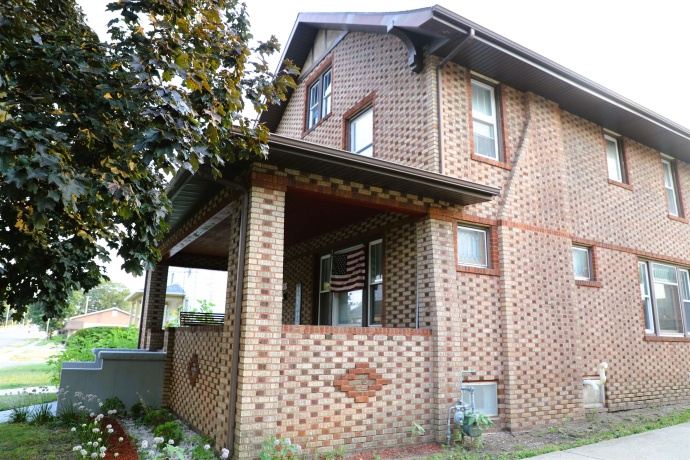 812 Locust, FREEPORT, Illinois 61032, 4 Bedrooms Bedrooms, ,1 BathroomBathrooms,House,For Sale,Locust,202604679