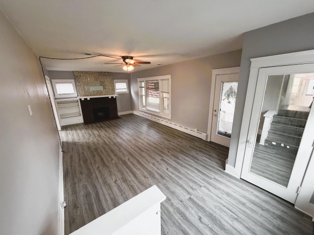 812 Locust, FREEPORT, Illinois 61032, 4 Bedrooms Bedrooms, ,1 BathroomBathrooms,House,For Sale,Locust,202604679