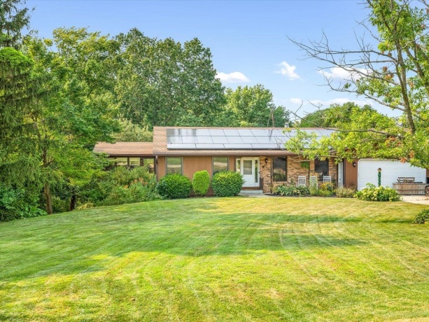 3222 Silver Ridge, OREGON, Illinois 61061, 4 Bedrooms Bedrooms, ,3 BathroomsBathrooms,House,For Sale,Silver Ridge,202604680