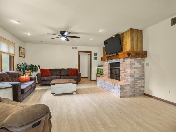 3222 Silver Ridge, OREGON, Illinois 61061, 4 Bedrooms Bedrooms, ,3 BathroomsBathrooms,House,For Sale,Silver Ridge,202604680