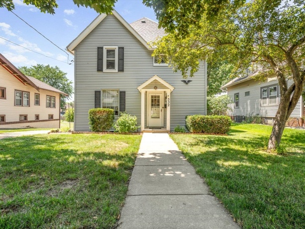 332 London, ROCKFORD, Illinois 61107, 3 Bedrooms Bedrooms, ,2 BathroomsBathrooms,House,For Sale,London,202604152