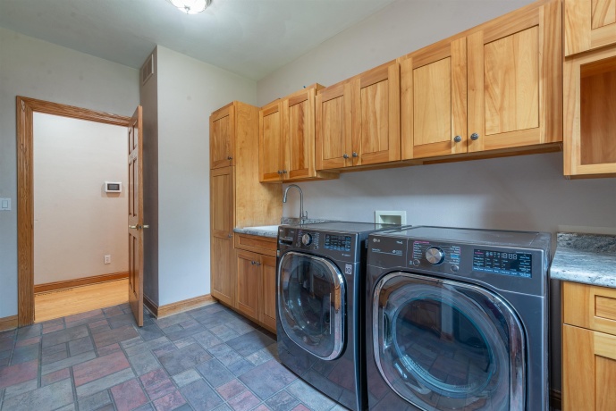 3285 Forest, FREEPORT, Illinois 61032, 4 Bedrooms Bedrooms, ,4 BathroomsBathrooms,House,For Sale,Forest,202604686