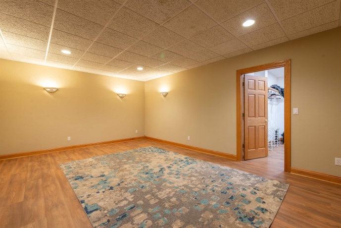 3285 Forest, FREEPORT, Illinois 61032, 4 Bedrooms Bedrooms, ,4 BathroomsBathrooms,House,For Sale,Forest,202604686