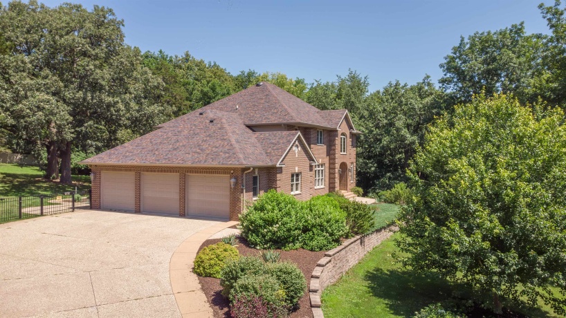 3285 Forest, FREEPORT, Illinois 61032, 4 Bedrooms Bedrooms, ,4 BathroomsBathrooms,House,For Sale,Forest,202604686