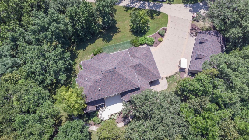 3285 Forest, FREEPORT, Illinois 61032, 4 Bedrooms Bedrooms, ,4 BathroomsBathrooms,House,For Sale,Forest,202604686