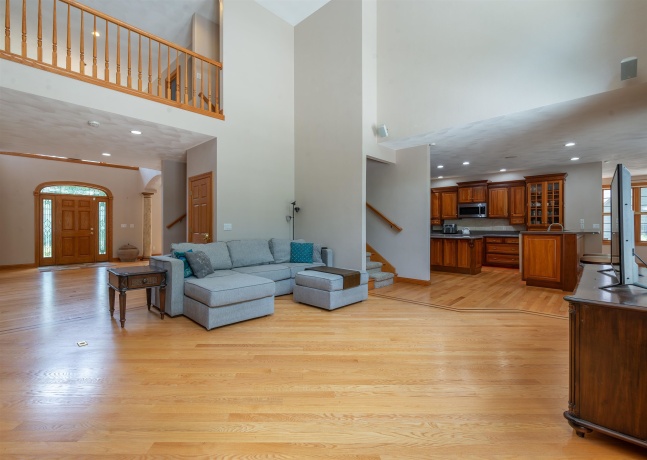 3285 Forest, FREEPORT, Illinois 61032, 4 Bedrooms Bedrooms, ,4 BathroomsBathrooms,House,For Sale,Forest,202604686