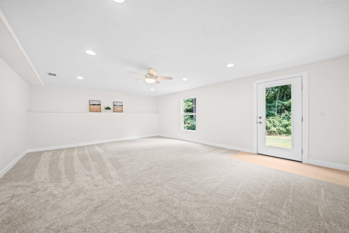 3210 Piper, ROCKFORD, Illinois 61114, 3 Bedrooms Bedrooms, ,3 BathroomsBathrooms,House,For Sale,Piper,202604687
