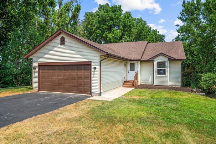 3210 Piper, ROCKFORD, Illinois 61114, 3 Bedrooms Bedrooms, ,3 BathroomsBathrooms,House,For Sale,Piper,202604687