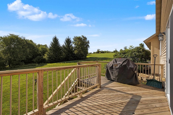 11A158 Birdie, APPLE CANYON LAKE, Illinois 61001, 4 Bedrooms Bedrooms, ,3 BathroomsBathrooms,House,For Sale,Birdie,202604688