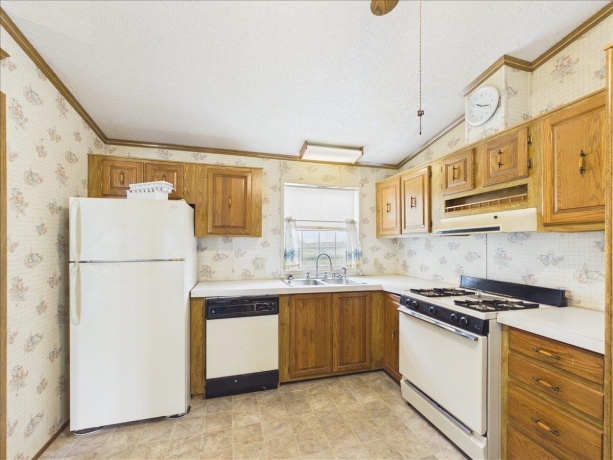 933 Micole, BELVIDERE, Illinois 61008, 3 Bedrooms Bedrooms, ,2 BathroomsBathrooms,House,For Sale,Micole,202604691