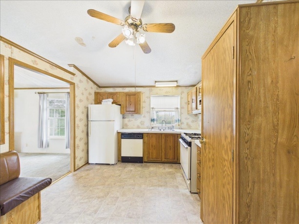 933 Micole, BELVIDERE, Illinois 61008, 3 Bedrooms Bedrooms, ,2 BathroomsBathrooms,House,For Sale,Micole,202604691
