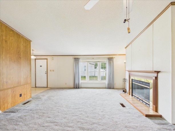 933 Micole, BELVIDERE, Illinois 61008, 3 Bedrooms Bedrooms, ,2 BathroomsBathrooms,House,For Sale,Micole,202604691