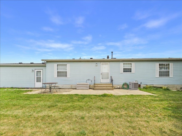 933 Micole, BELVIDERE, Illinois 61008, 3 Bedrooms Bedrooms, ,2 BathroomsBathrooms,House,For Sale,Micole,202604691