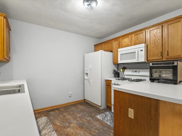 4056 Pepper, ROCKFORD, Illinois 61114, 2 Bedrooms Bedrooms, ,2 BathroomsBathrooms,Condominium,For Sale,Pepper,202604690