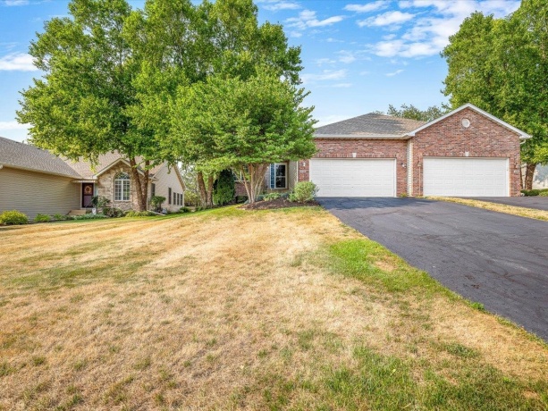 4056 Pepper, ROCKFORD, Illinois 61114, 2 Bedrooms Bedrooms, ,2 BathroomsBathrooms,Condominium,For Sale,Pepper,202604690