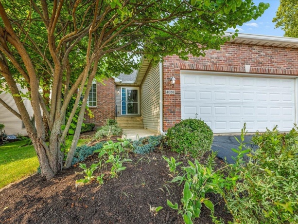 4056 Pepper, ROCKFORD, Illinois 61114, 2 Bedrooms Bedrooms, ,2 BathroomsBathrooms,Condominium,For Sale,Pepper,202604690