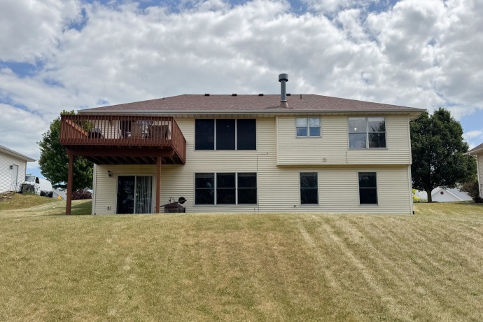 300 Gray Hawk, MACHESNEY PARK, Illinois 61115, 3 Bedrooms Bedrooms, ,3 BathroomsBathrooms,House,For Sale,Gray Hawk,202604556