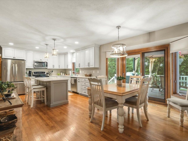 8647 Oakwood Glen, ROCKFORD, Illinois 61108, 4 Bedrooms Bedrooms, ,2 BathroomsBathrooms,House,For Sale,Oakwood Glen,202604692