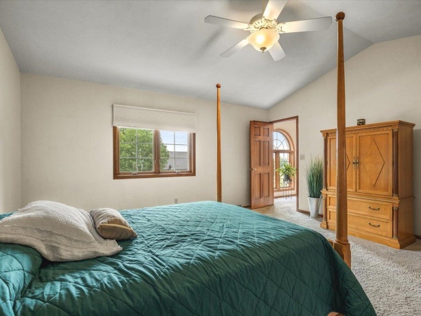 8647 Oakwood Glen, ROCKFORD, Illinois 61108, 4 Bedrooms Bedrooms, ,2 BathroomsBathrooms,House,For Sale,Oakwood Glen,202604692