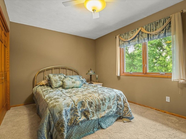 8647 Oakwood Glen, ROCKFORD, Illinois 61108, 4 Bedrooms Bedrooms, ,2 BathroomsBathrooms,House,For Sale,Oakwood Glen,202604692