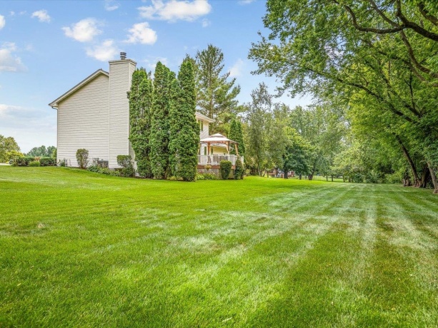 8647 Oakwood Glen, ROCKFORD, Illinois 61108, 4 Bedrooms Bedrooms, ,2 BathroomsBathrooms,House,For Sale,Oakwood Glen,202604692