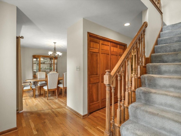 8647 Oakwood Glen, ROCKFORD, Illinois 61108, 4 Bedrooms Bedrooms, ,2 BathroomsBathrooms,House,For Sale,Oakwood Glen,202604692