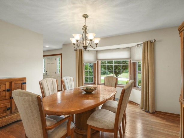 8647 Oakwood Glen, ROCKFORD, Illinois 61108, 4 Bedrooms Bedrooms, ,2 BathroomsBathrooms,House,For Sale,Oakwood Glen,202604692