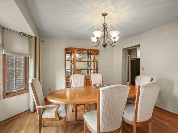 8647 Oakwood Glen, ROCKFORD, Illinois 61108, 4 Bedrooms Bedrooms, ,2 BathroomsBathrooms,House,For Sale,Oakwood Glen,202604692
