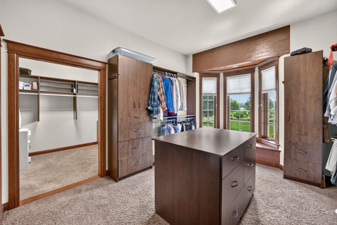 6871 Montague, ROCKFORD, Illinois 61102, 4 Bedrooms Bedrooms, ,4 BathroomsBathrooms,House,For Sale,Montague,202604696