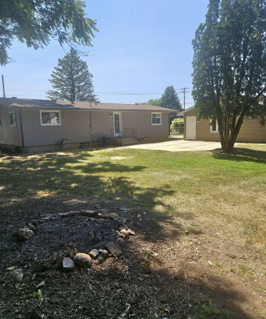 421 Main, ROCKTON, Illinois 61072, 3 Bedrooms Bedrooms, ,2 BathroomsBathrooms,House,For Sale,Main,202604698
